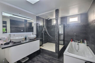  Maison � vendre 5 pi�ces 149 m�