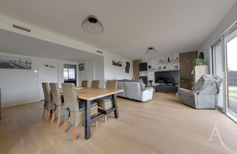 Vente Maison Maison Saint Geours De Maremne 5 pièces 114.08 m2, Garage, Piscine chauffée Saint geours de maremne