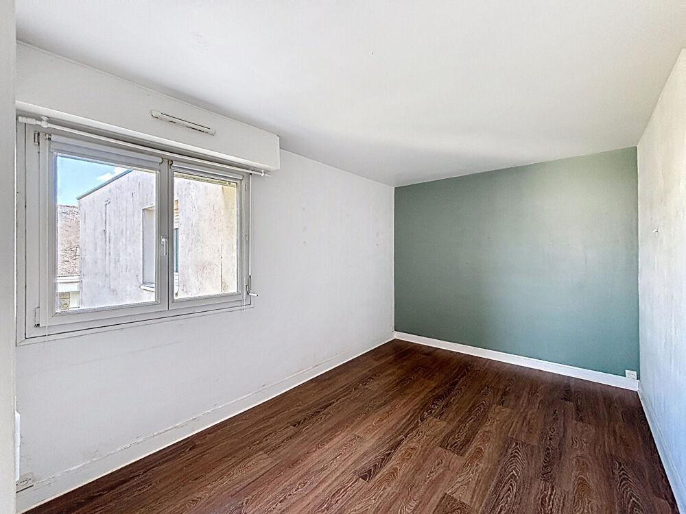 Vente Appartement Appartement Nantes T3 de 75 m2- Vue dégagée- Madeleine champs de mars Nantes