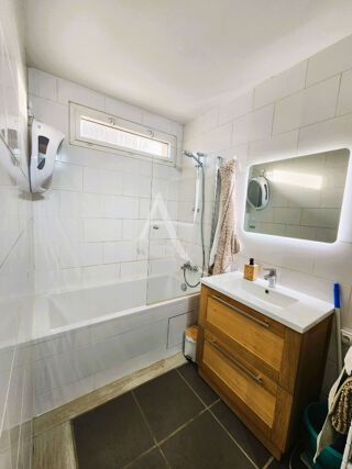  Appartement � vendre 3 pi�ces 66 m�