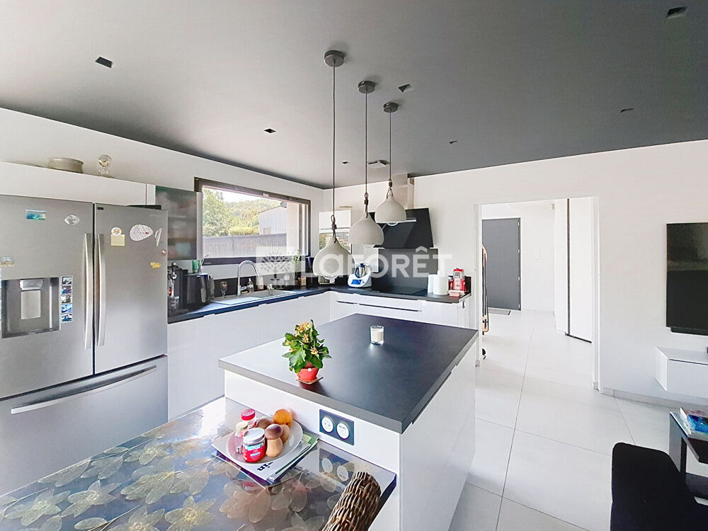 Vente Maison Villa Curienne 6 pièce(s) 160 m2 Curienne
