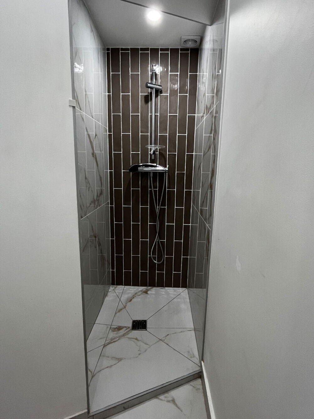 Location Appartement A deux pas du château de Versailles - Studio de 18.3 m2 dans la rue de Satory Versailles
