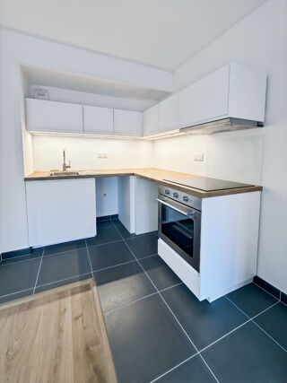 Appartement à louer 2 pièces 38 m²
