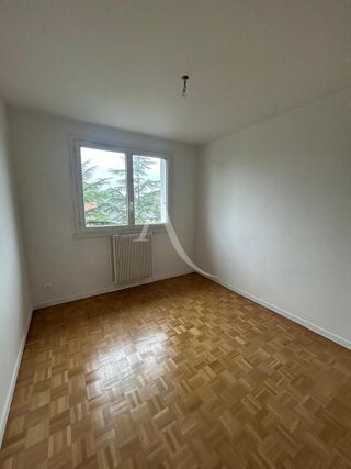  Appartement à louer 3 pièces 62 m²