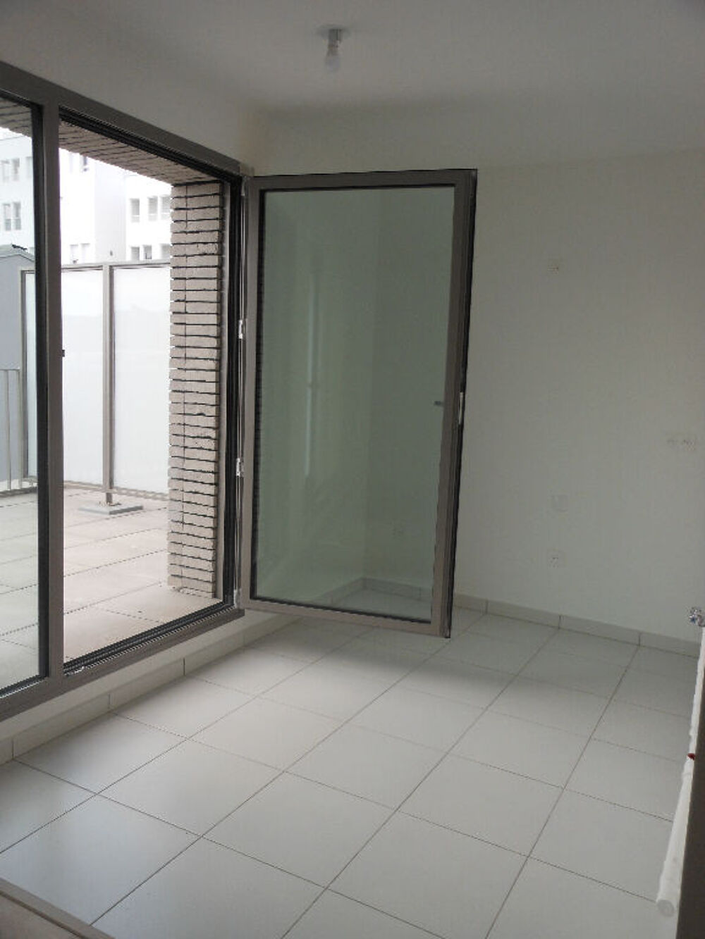 Location Appartement Appartement 2 pièces 50.9 m² Massy