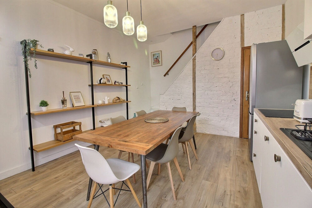 Maison Lambersart 4 pièces - proche commodités - un extérieur
