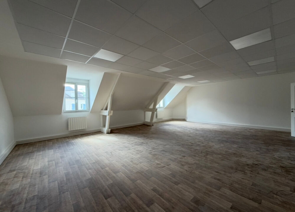 Bureau ou Appartement selon Projet. Potentiel avec ascenceur
