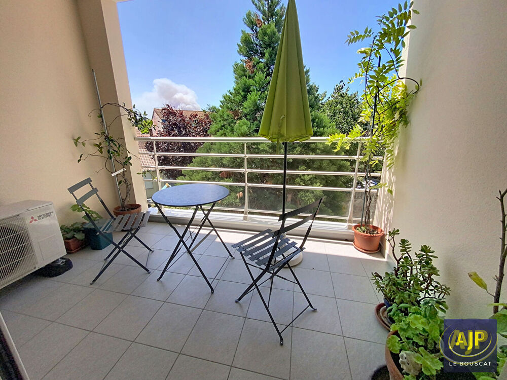LE BOUSCAT Centre T3 dernier étage avec terrasse