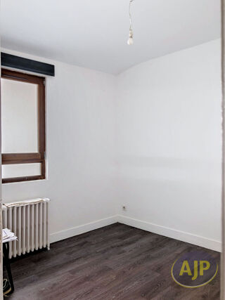  Appartement à louer 3 pièces 78 m²