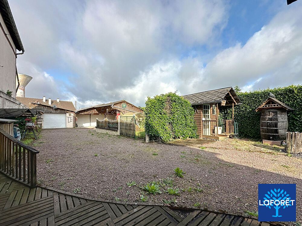 Maison Menneval 106 m2 avec 180m² de garages fermés et grands carports