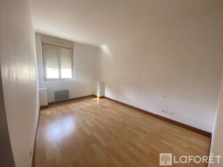  Appartement � louer 4 pi�ces 95 m�