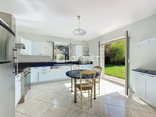  Maison � vendre 7 pi�ces 204 m�