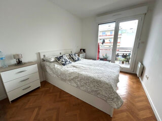  Appartement à louer 2 pièces 46 m²