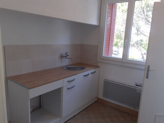  Appartement à louer 3 pièces 56 m²