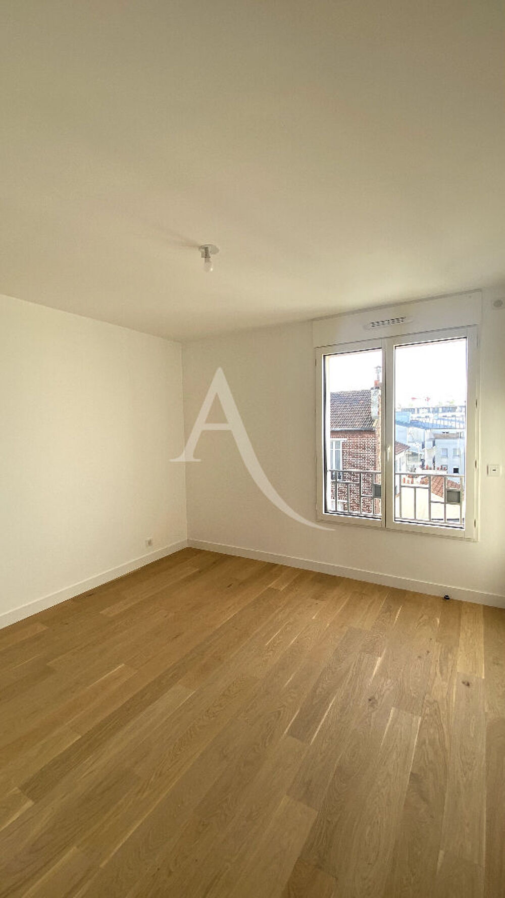 Appartement a louer  - 5 pièce(s) - 110.07 m2 - Surfyn