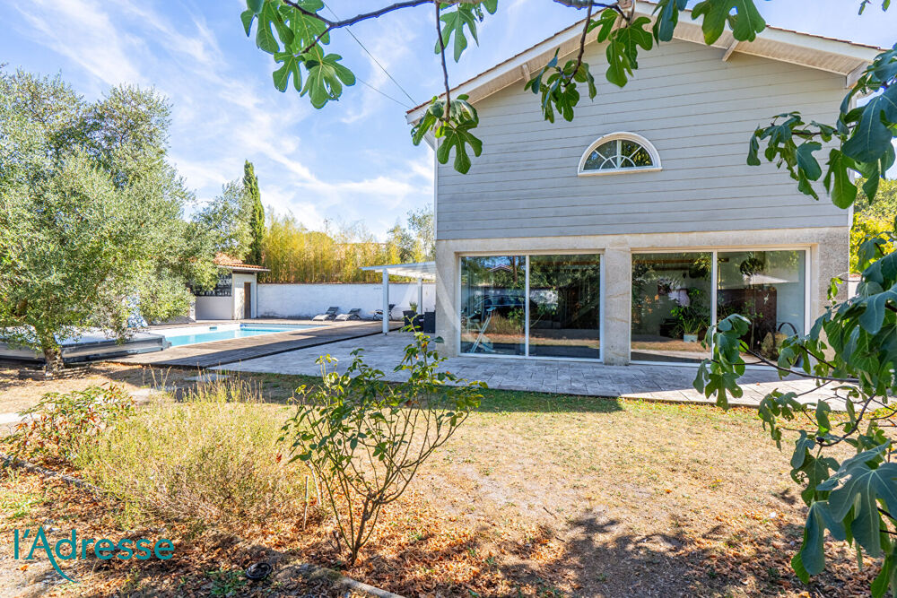 CANEJAN - Maison esprit Loft de 139 m² avec jardin et piscine