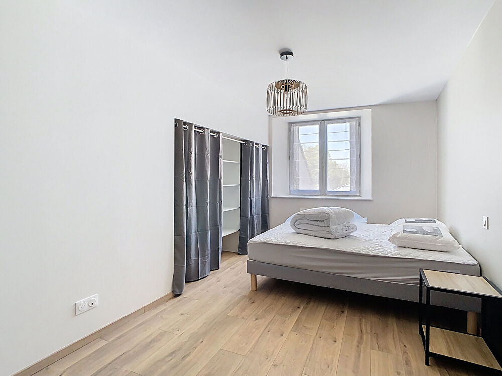 Location Appartement Appartement meublé de type T3 74m2 NEUFCHATEAU Neufchateau