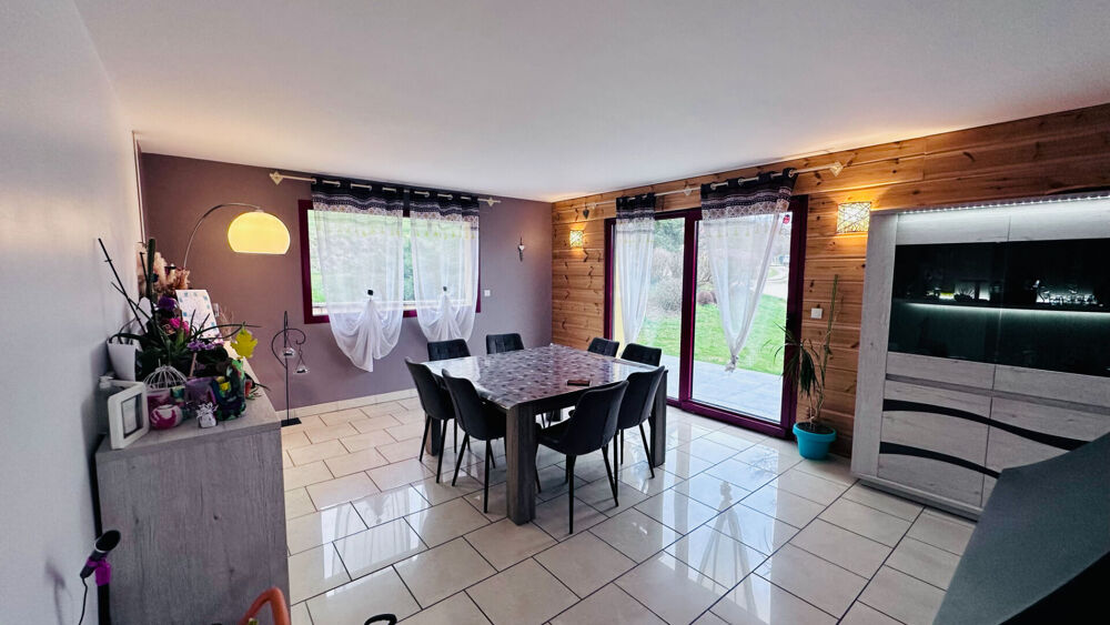 Vente Maison Maison  6 pi�ce(s) 185 m2 Villars sous ecot