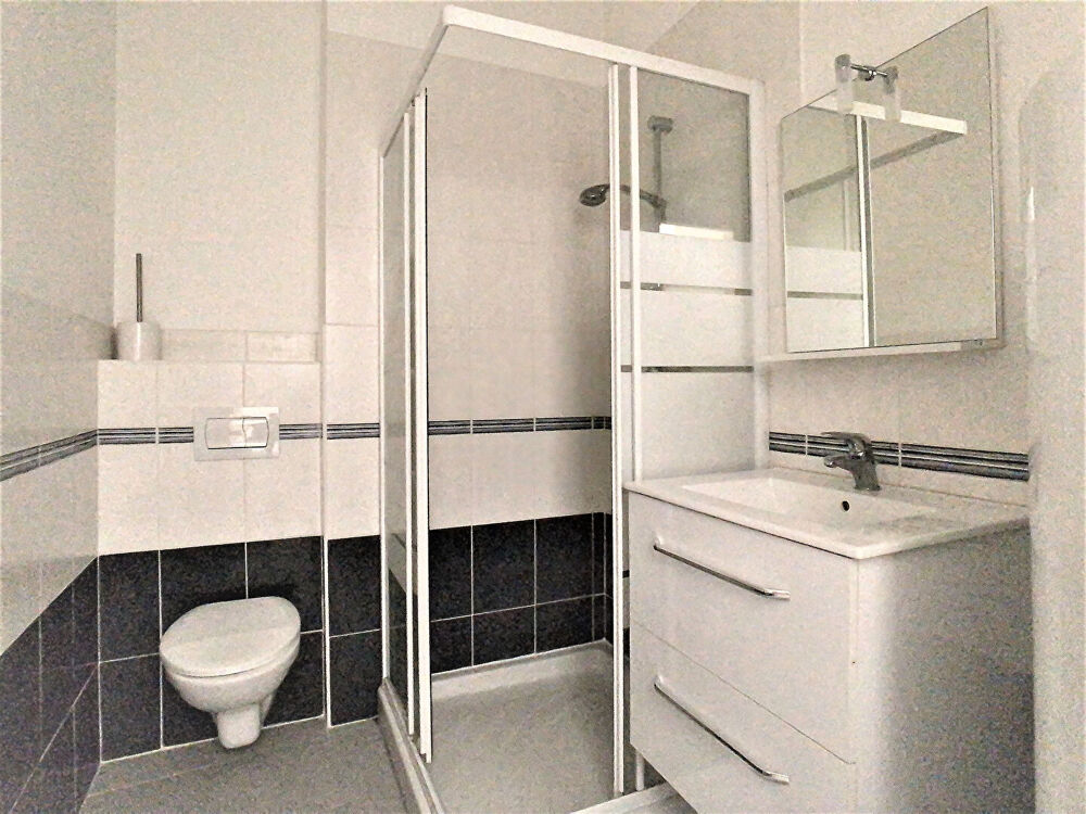 Location Appartement A LOUER - Studio Meublé Montelimar