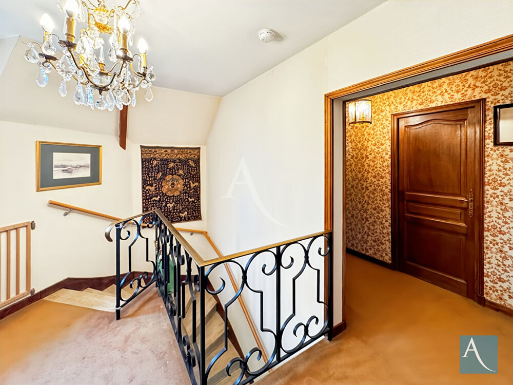 Vente Maison Demeure de caractère EGLY  235 m²  Charme, volumes et appartement indépendant Egly
