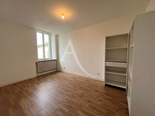  Appartement à louer 2 pièces 