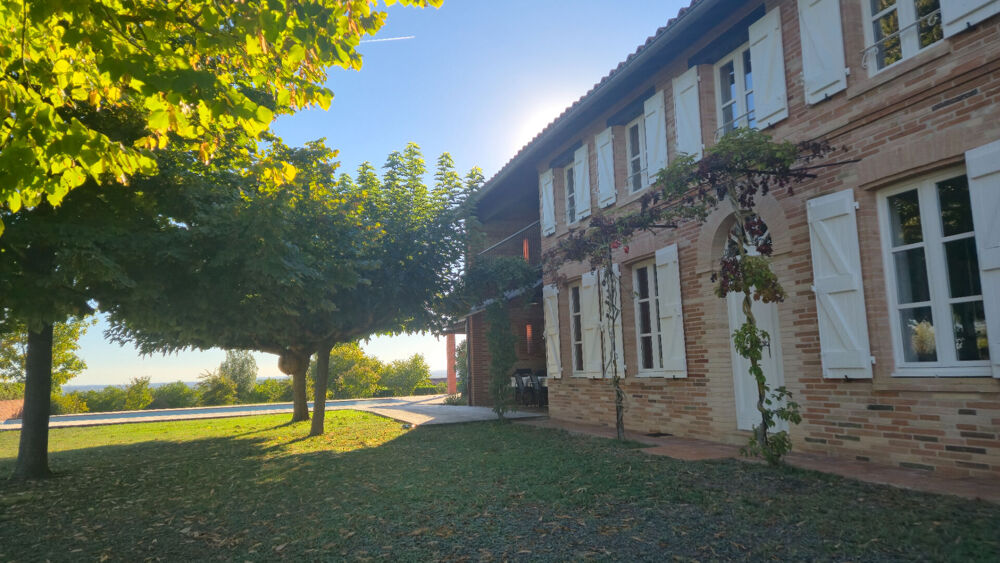 Vente Villa Toulousaine aux résonnances scandinaves dominant Castelnau-d'Estrétefonds Castelnau d estretefonds
