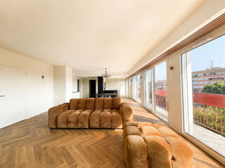  Appartement à louer 4 pièces 155 m²