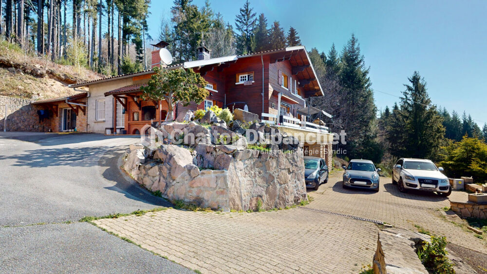 COURS - Maison de 266 m²