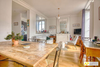 Vente Appartement Versailles Notre-Dame Les Prés - Appartement 4 pièces 118 m² zu sol (80.59 m² carrez) en duplex (2ème et 3ème étage) Versailles