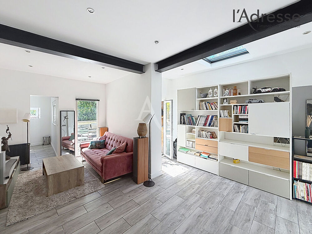 RARE ! Ensemble immobilier d'environ 160 m² au sol composé de deux maisons - Aux portes de Paris - Garage et Cave