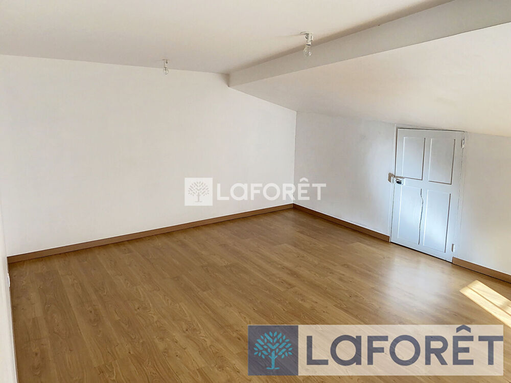 Location Appartement A louer Proche centre ville de Vittel Appartement F2 Vittel