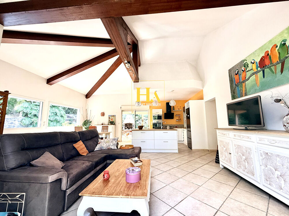 Vente Maison Saint Pierre Villa 5 pièces, logement indépendant , piscine Saint pierre