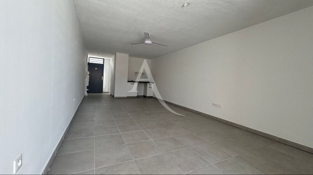 Location Appartement T1 centre ville de Fort De France entièrement rénové avec balcon Fort de france