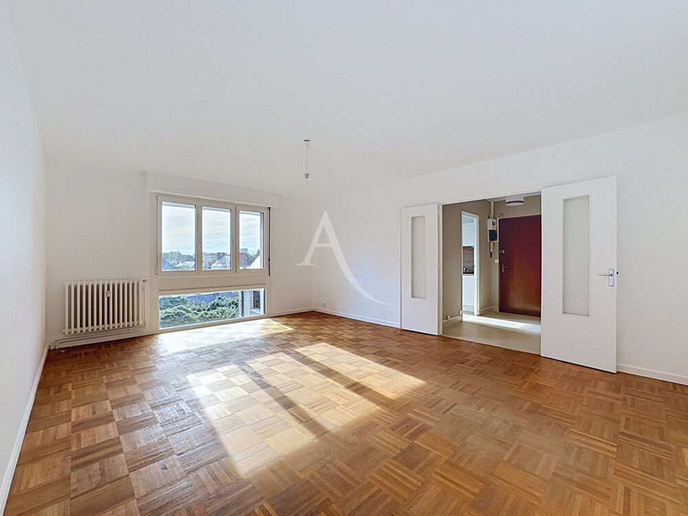 Location Appartement Appartement T3 - Rue du Lycée à LAVAL - 77.13 m2 Laval