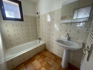  Appartement à louer 3 pièces 59 m²