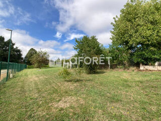  Terrain  vendre 700 m