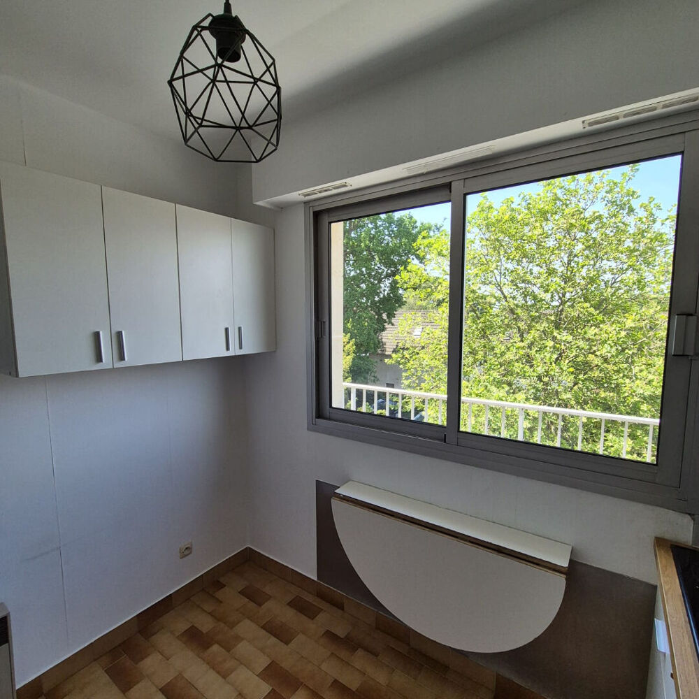 Location Appartement Appartement studio 30m² avec balcon et place de parking à Villemoisson-sur-Orge Villemoisson sur orge
