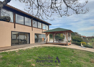  Maison � vendre 8 pi�ces 200 m�