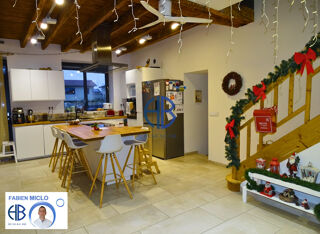  Maison � vendre 7 pi�ces 215 m�