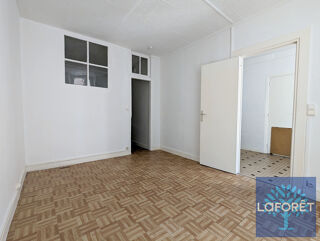  Appartement à louer 1 pièce 35 m²