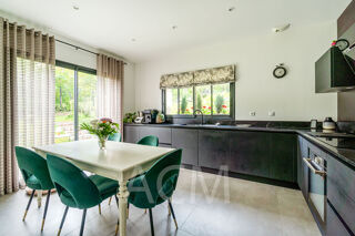  Maison à vendre 7 pièces 182 m²