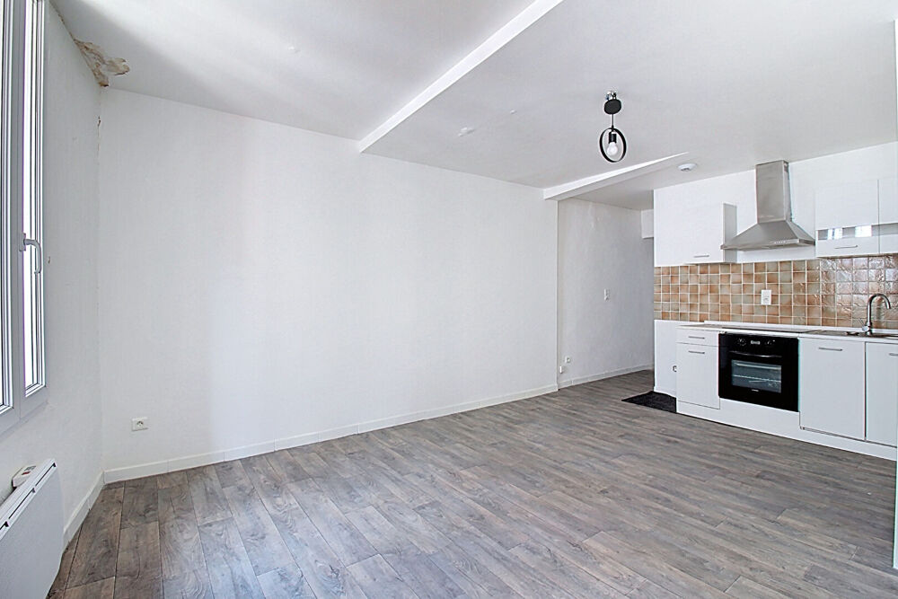 Vente Appartement A VENDRE EN EXCLUSIVITÉ ! Appartement Duplex 3 pièces en dernier étage Draguignan