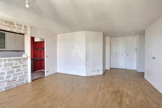  Appartement  vendre 4 pices 79 m