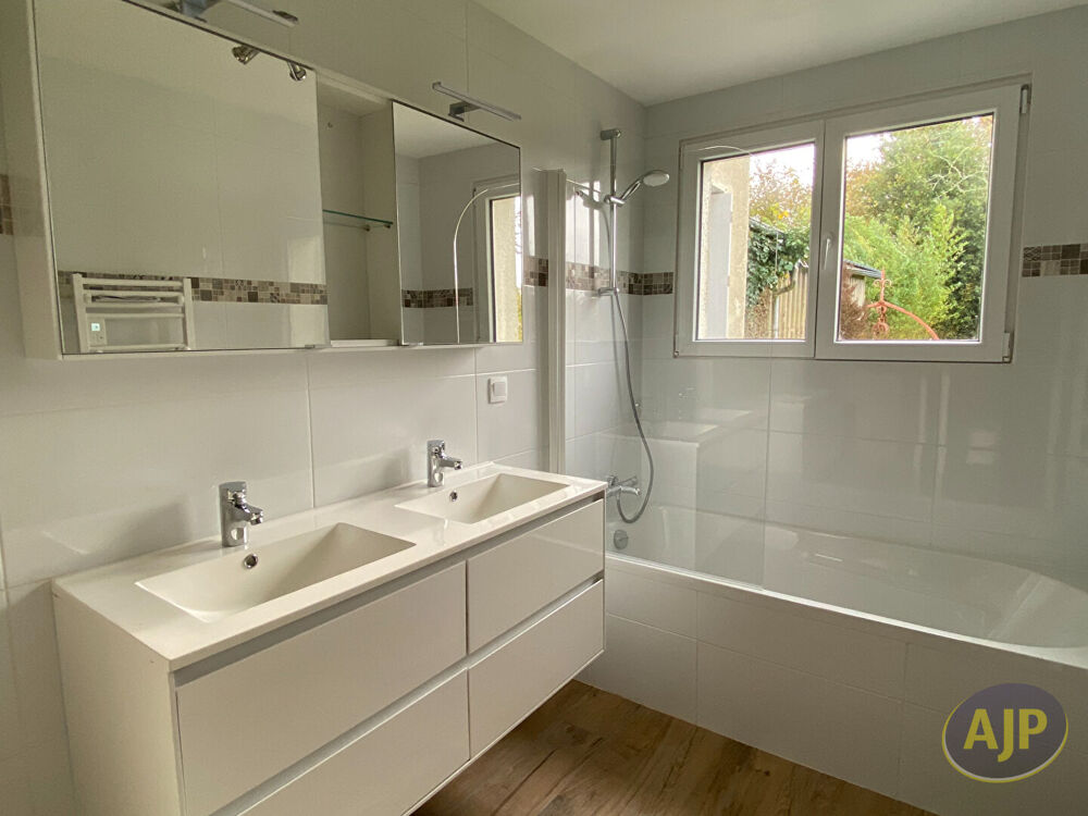 BLAIN, maison 3 ch + bureau