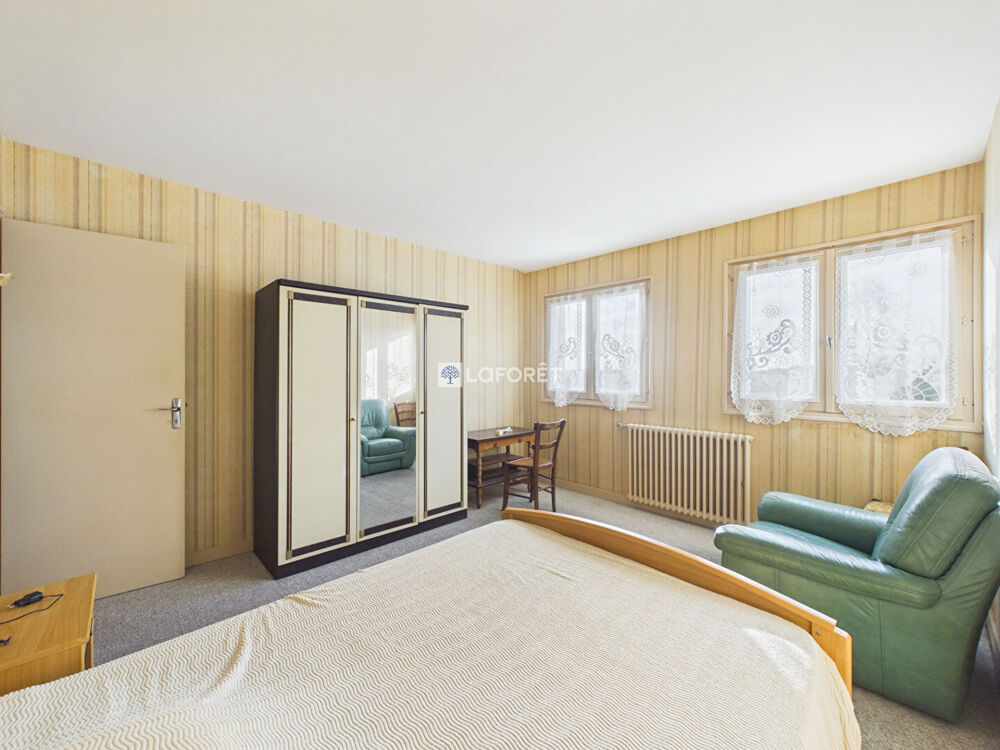 Maison LANDREVARZEC 6 Pièces 145 m²