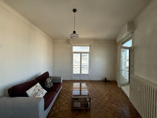  Appartement à louer 2 pièces 54 m²