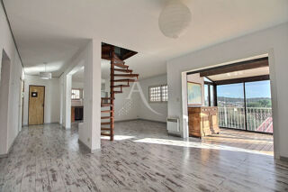 Maison  vendre 8 pices 179 m