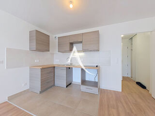  Appartement à louer 3 pièces 71 m²