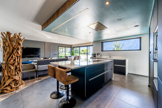  Maison � vendre 6 pi�ces 242 m�