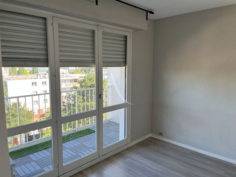 Location Appartement Appartement Noisy Le Grand  3 pièce(s) 61.14 m2 Noisy le grand